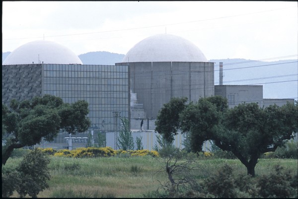 07/04/2006. Central nuclear de Alamaraz, Almaraz, Caceres, España. Central nuclear de Almaraz. ©Greenpeace/Daniel Beltra