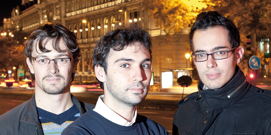 Adri Fernández, Fernando de Córdoba e Isidro Barqueros, fundadores de ecomovilidad.net