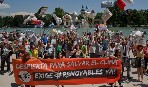 Quince ciudades españolas se unen a la mayor manifestación mundial del año para pedir el fin de las energías sucias y salvar el clima