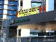 Greenpeace señala a Iberdrola como enemigo de las renovables en su propia sede