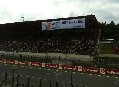 Activistas de Greenpeace despliegan una pancarta en el Grand Prix de F1 para pedir a Shell que no destruya el Ártico