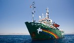 El barco de Greenpeace Arctic Sunrise visitará la Costa del Sol y Canarias en su campaña "La solución a las prospecciones"