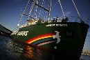 El Rainbow Warrior en Barna 03