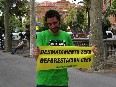 Greenpeace realiza un  multitudinario flashmob en Barcelona para pedir la deforestación cero en la Amazonia