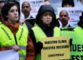 Más de 30 activistas de Greenpeace protestan