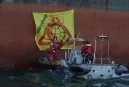 Activistas de Greenpeace detienen la descarga