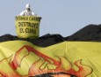 Activistas de Greenpeace detienen la descarga