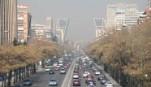 Greenpeace denuncia que la Comisión Europea ha dado un cheque en blanco al sector automovilístico para que siga contaminando