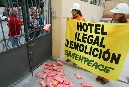 Demolición del hotel ilegal El Algarrobico 