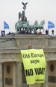 Protesta de Greenpeace en la puerta de Brandenburgo