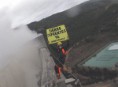 Activistas de Greenpeace en Cofrentes