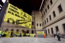 Acción de Greenpeace en el museo Reina Sofía