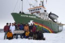 La tripulación del Arctic Sunrise en el Ártico